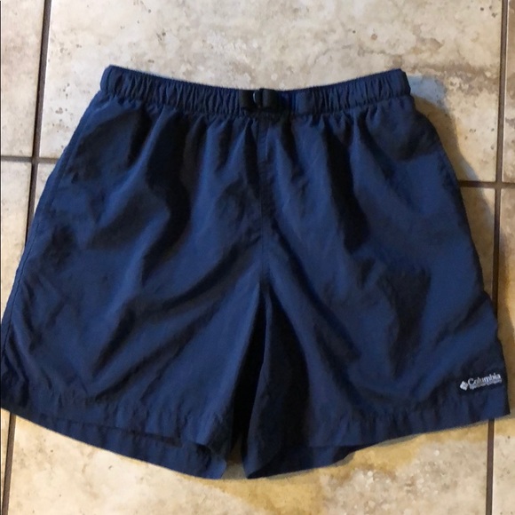 columbia outdoor shorts